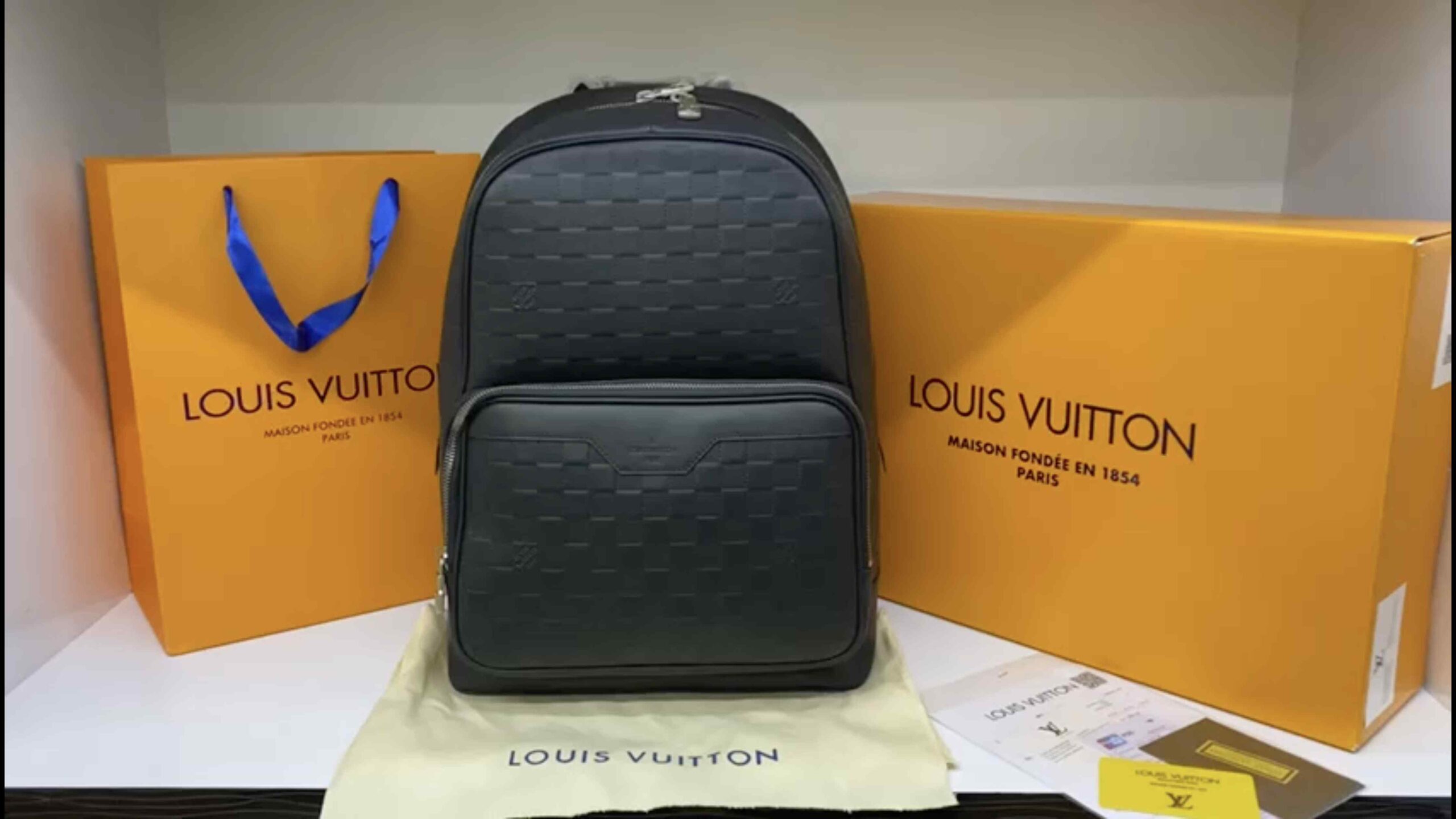 LV CAMPUS BACKPACK