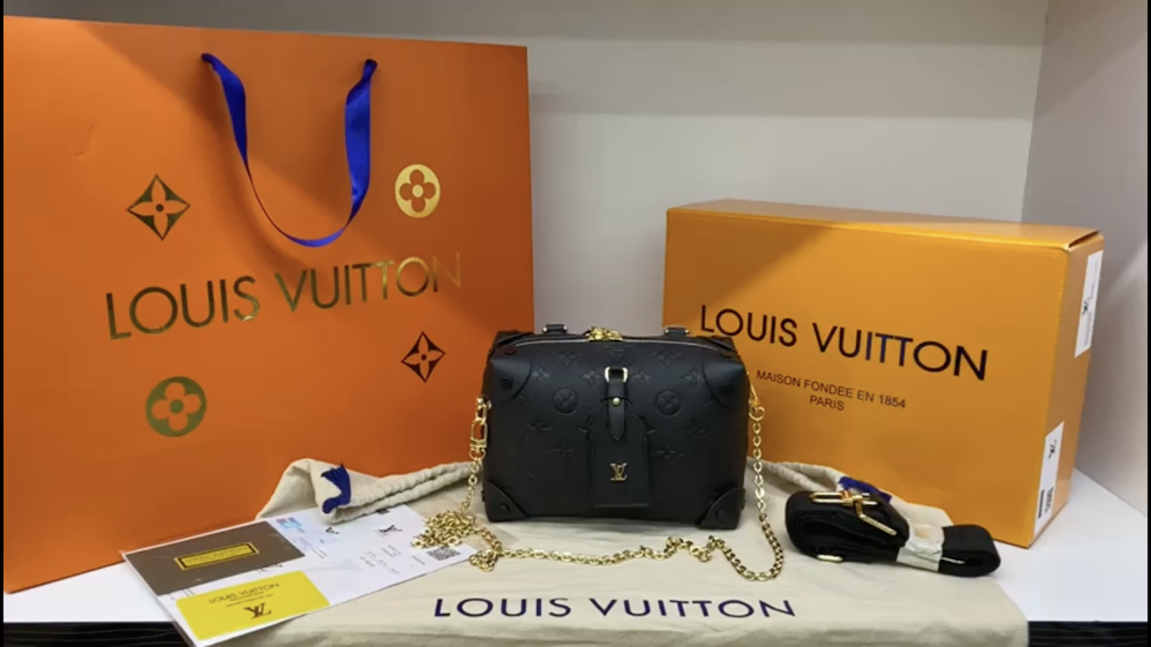 LV petite malle