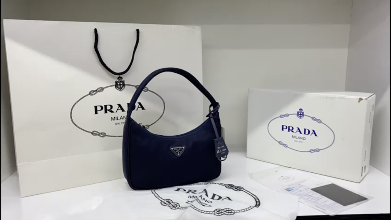 PRADA RE EDİTİON 2005