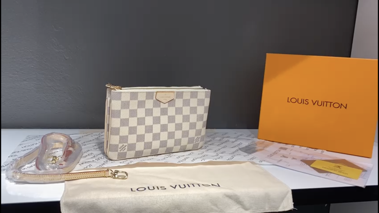 LV DOUBLE ZİP POCHETTE DAMİER AZUR