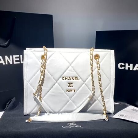 CHANEL TOTE BAG