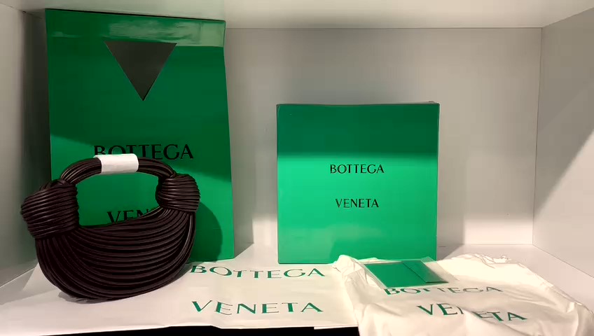 BOTTEGA VENETA DOUBLE KNOT