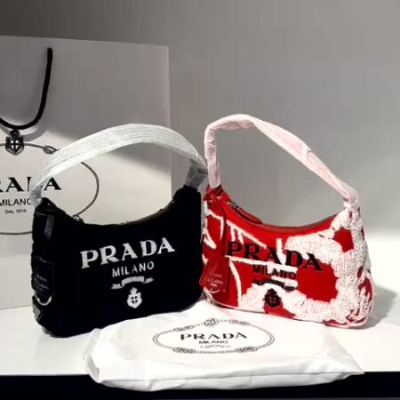 PRADA RE EDİTİON 2000